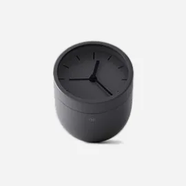 Simple Black Clock - 捷报比分